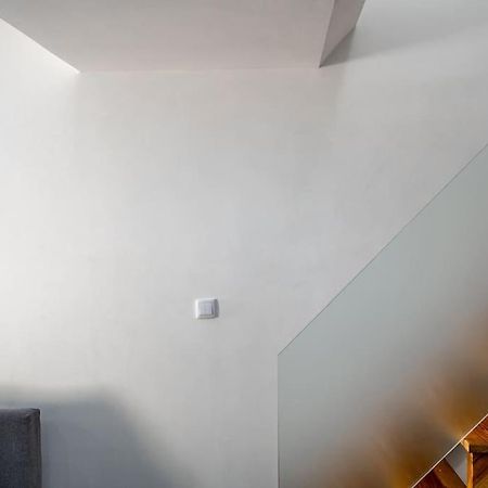 Cozy Ground Floor Studio With Ac And Loft Bedroom Lisboa Kültér fotó